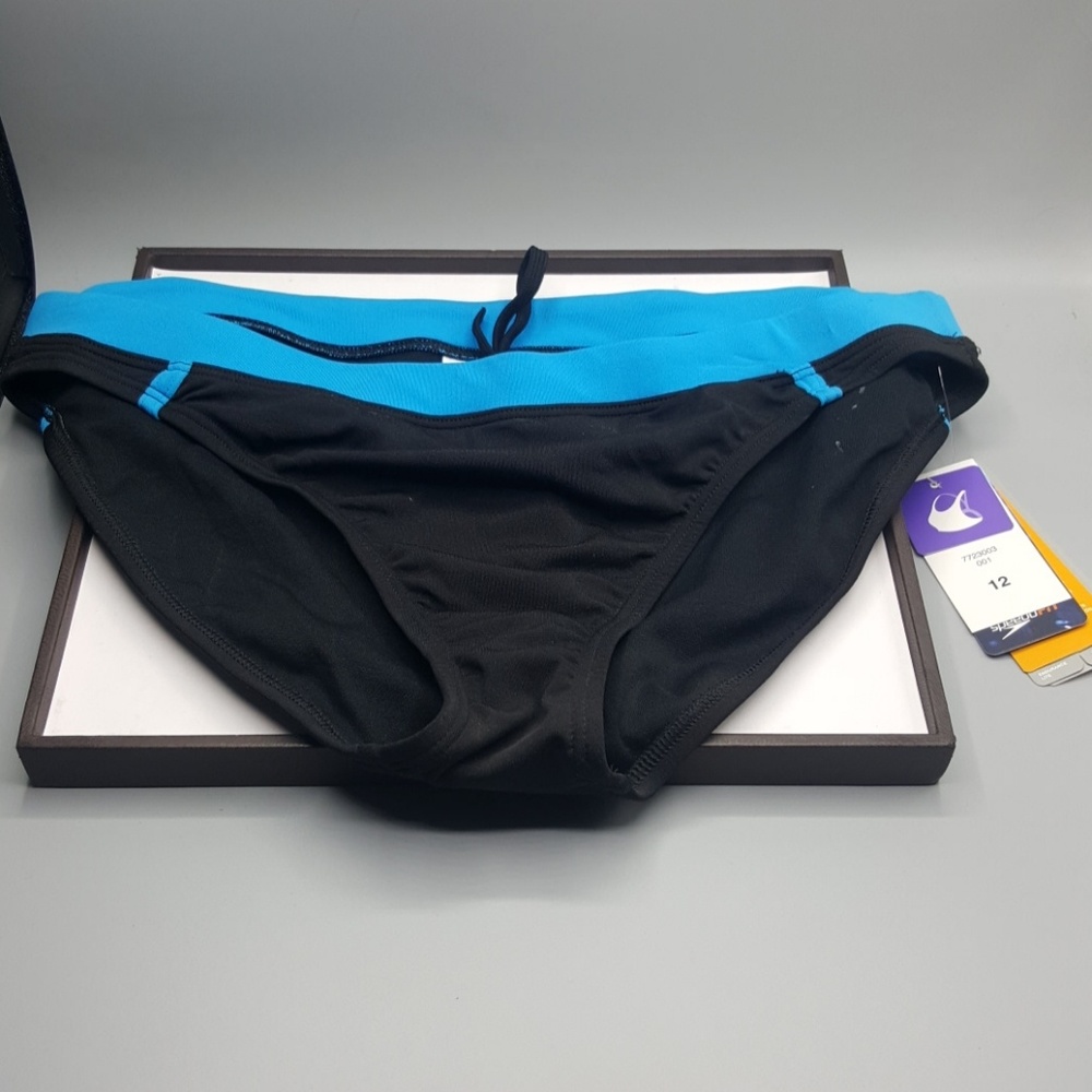 Speedo